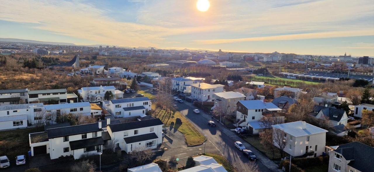 Panoramic Studio Apartment With Stunning View - Free Parking Reykjavik Luaran gambar