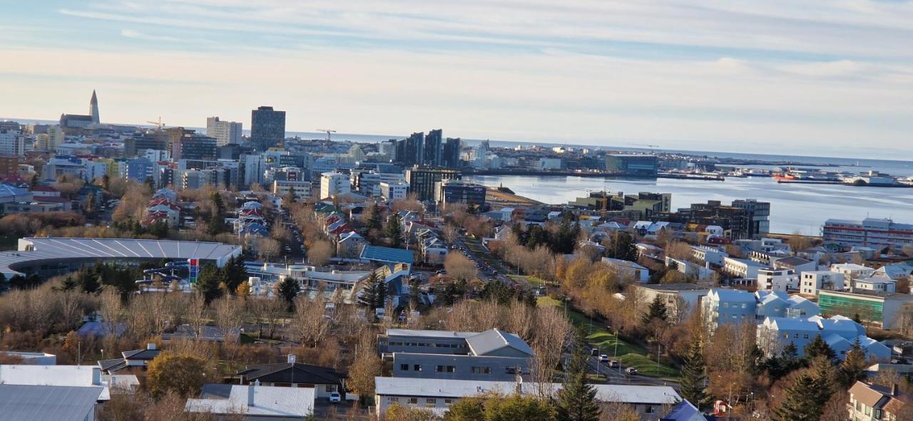 Panoramic Studio Apartment With Stunning View - Free Parking Reykjavik Luaran gambar